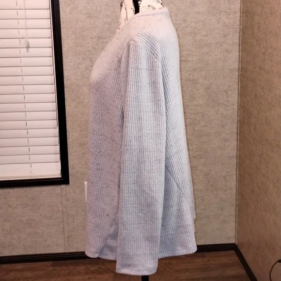 EUC Women's GILLI Long sleeve top - Picture 10 of 15